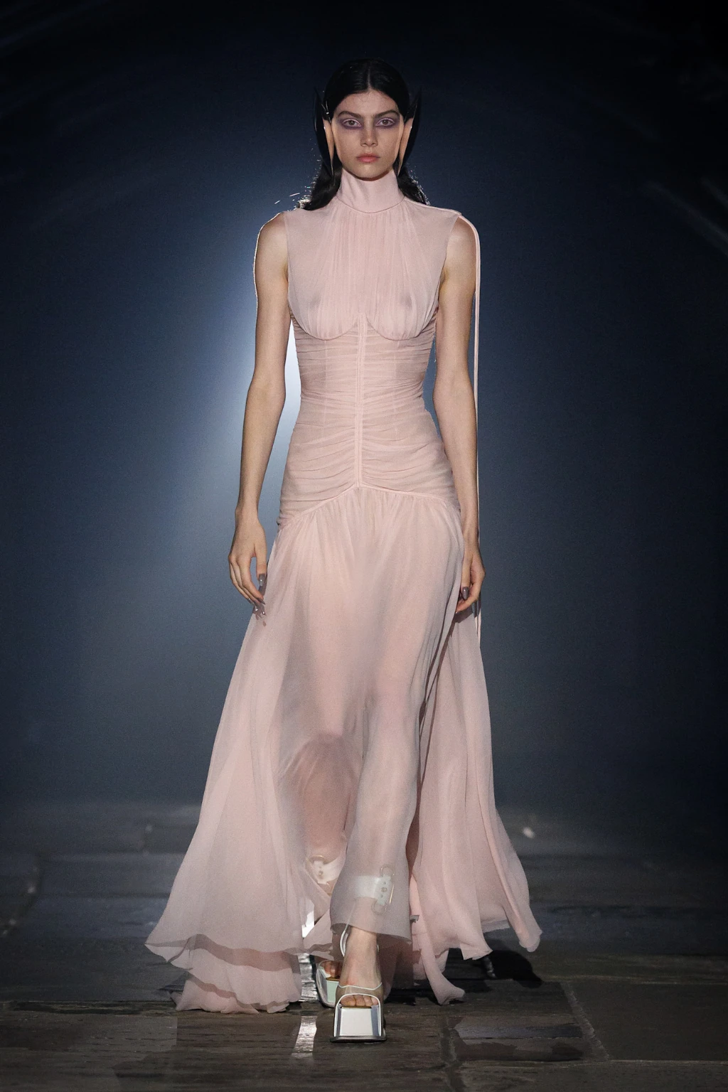 McQueen весна-літо 2027 McQueen весна-літо 2027