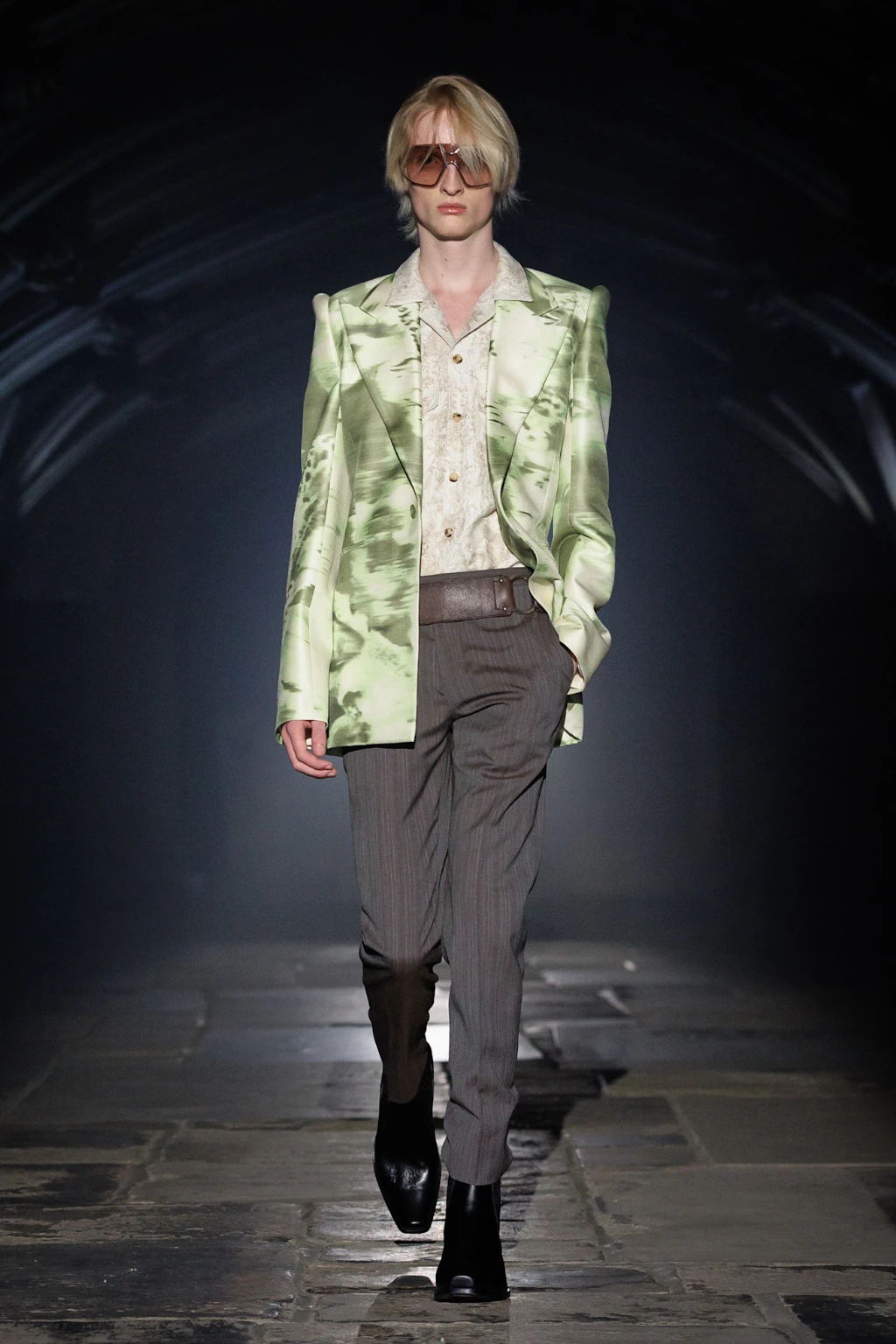 McQueen весна-літо 2027 McQueen весна-літо 2027