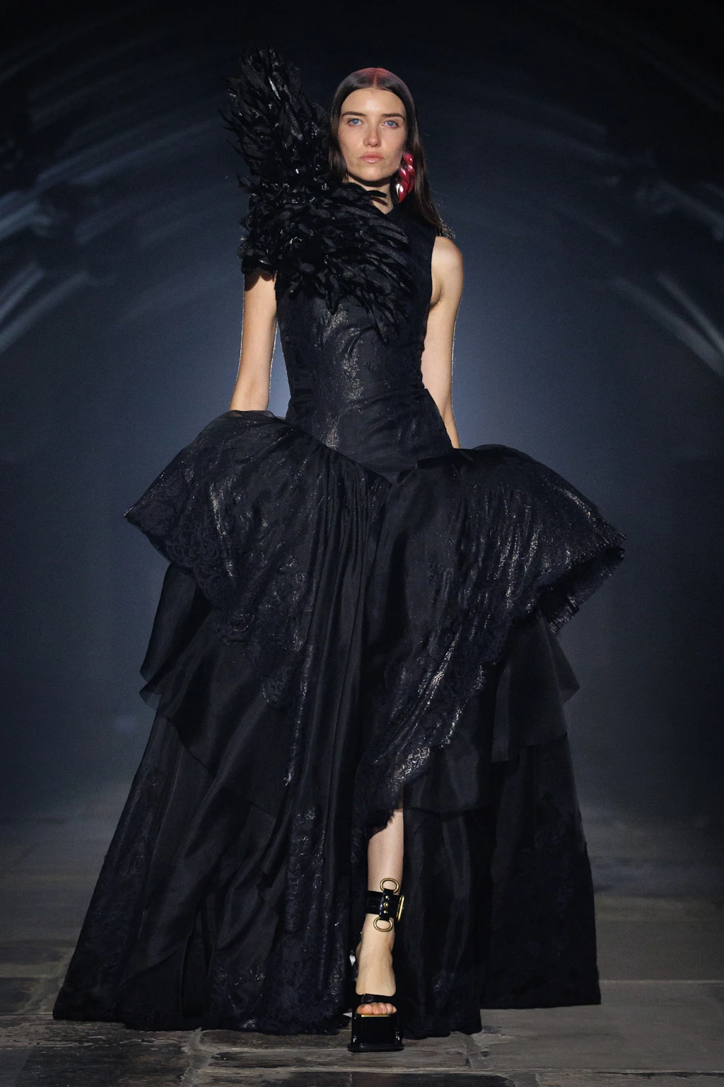 McQueen весна-літо 2027 McQueen весна-літо 2027