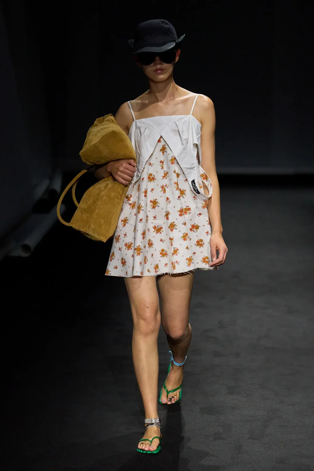 MM6 Maison Margiela представив колекцію весна-літо 2027 MM6 Maison Margiela представив колекцію весна-літо 2027