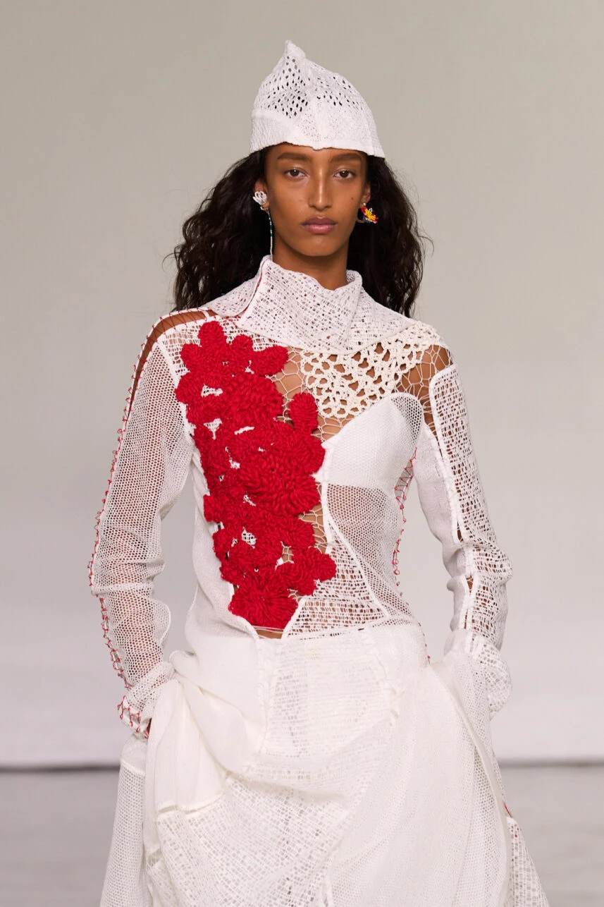 Кроше, рафія і фірмове плетіння Intrecciato: нова колекція Bottega Veneta весна-літо 2027