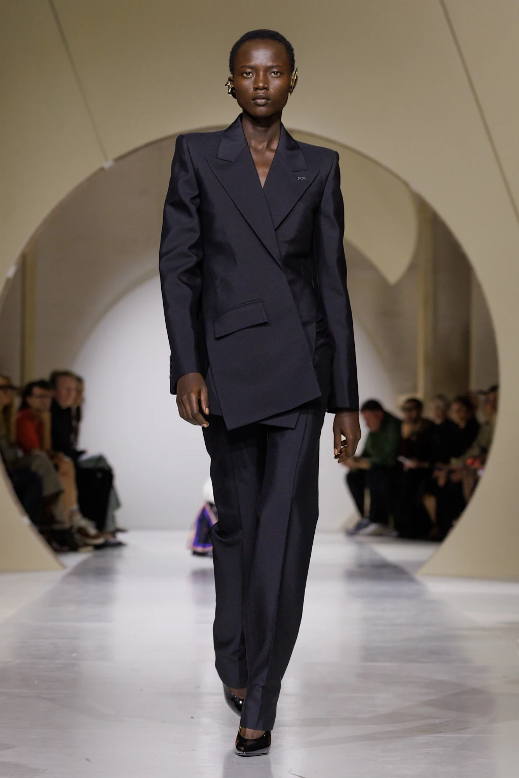 Givenchy весна-літо 2027 Givenchy весна-літо 2027